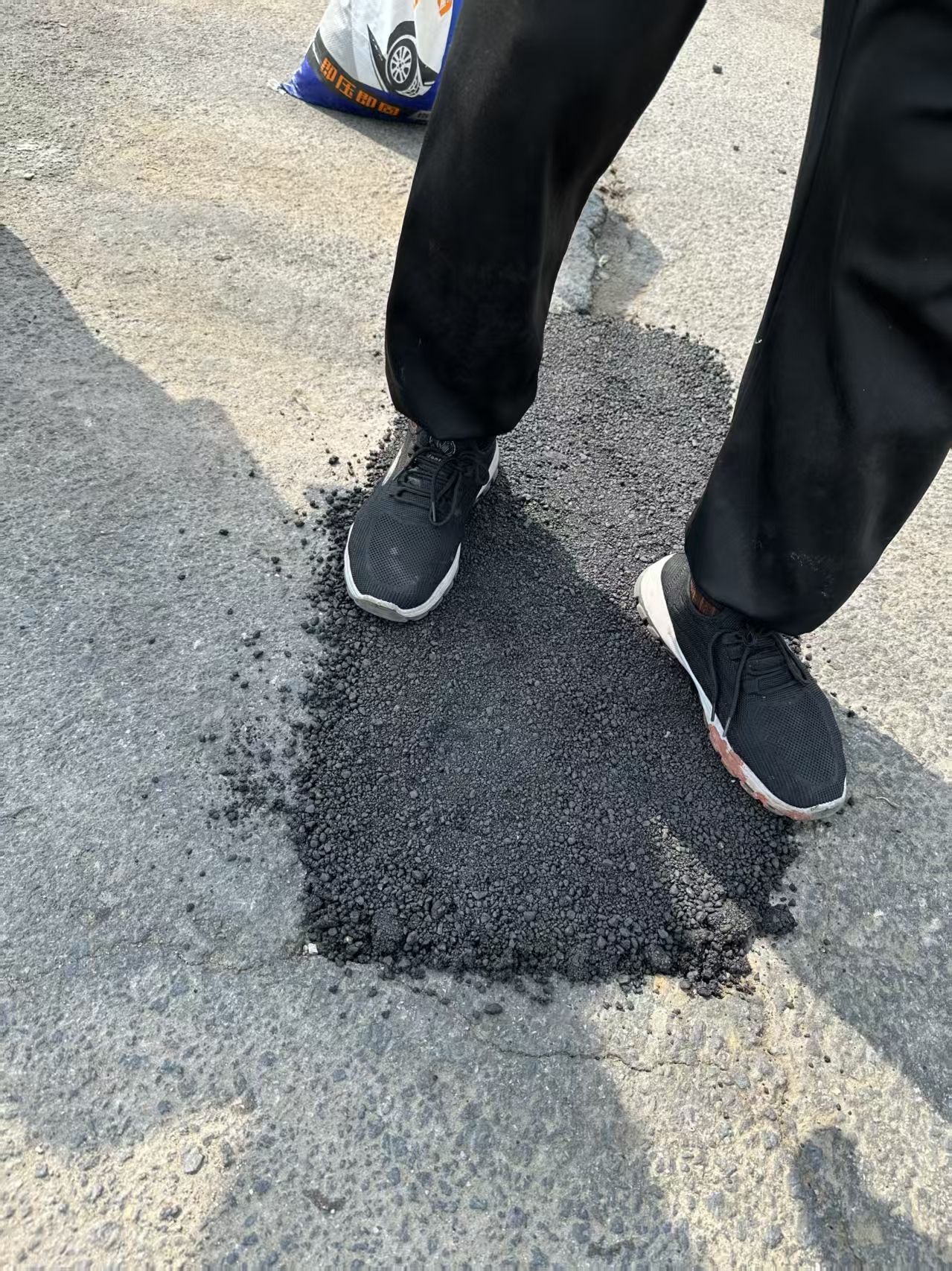 druckempfindlicher Kaltasphalt 5